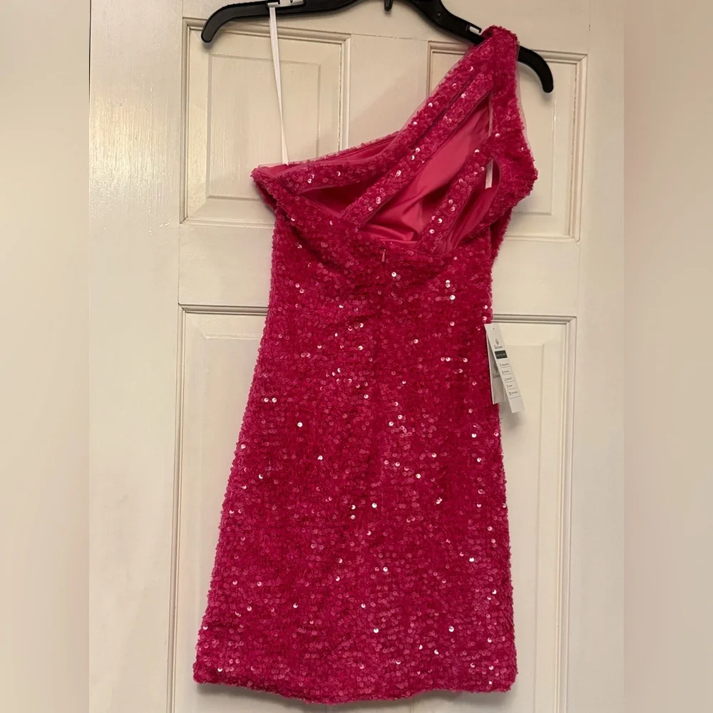 Elegant One Shoulder Fuchsia Sequin Dress‎